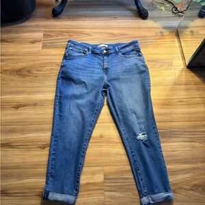 Signature by Levi Strauss Distressed high-rise Blue Cropped Jeans